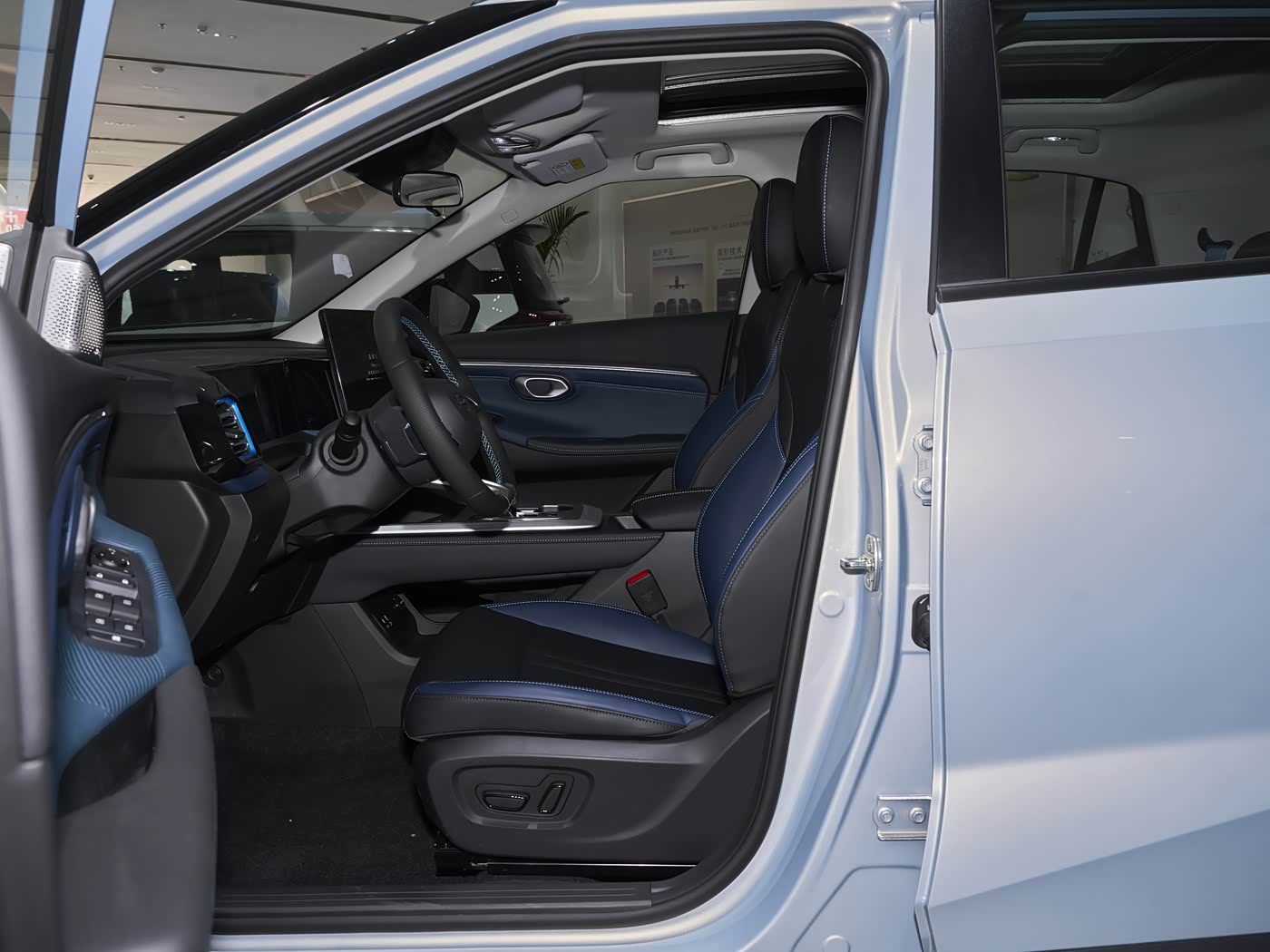Trumpchi GS3 4