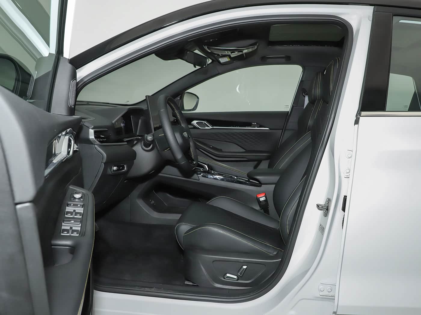 Geely Coolray 2