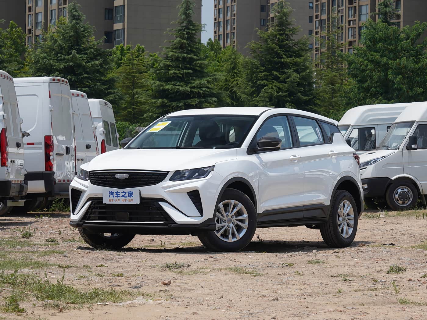 Geely Coolray 4