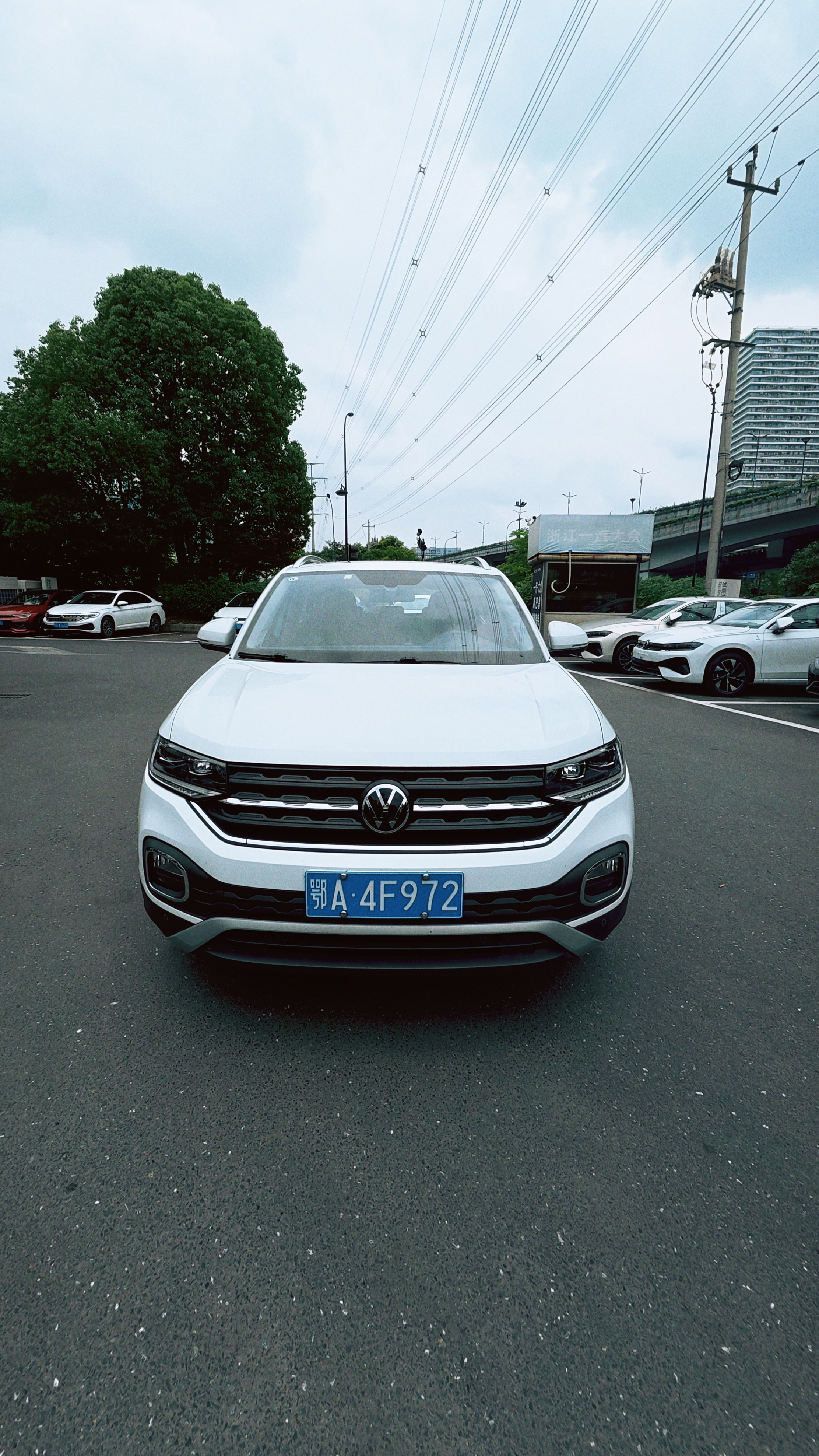 Volkswagen Volkswagen TACQUA