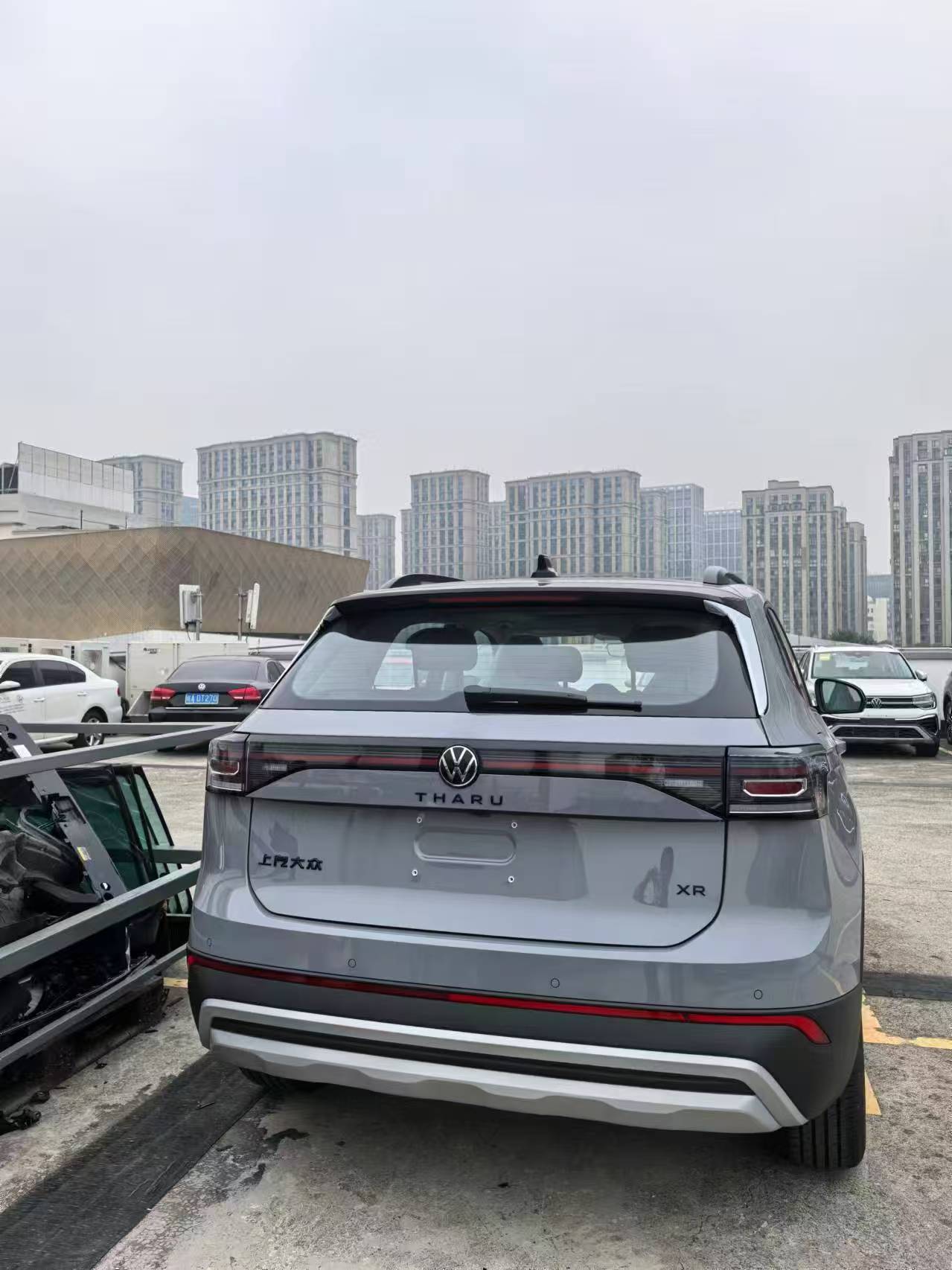 Volkswagen Volkswagen Tharu