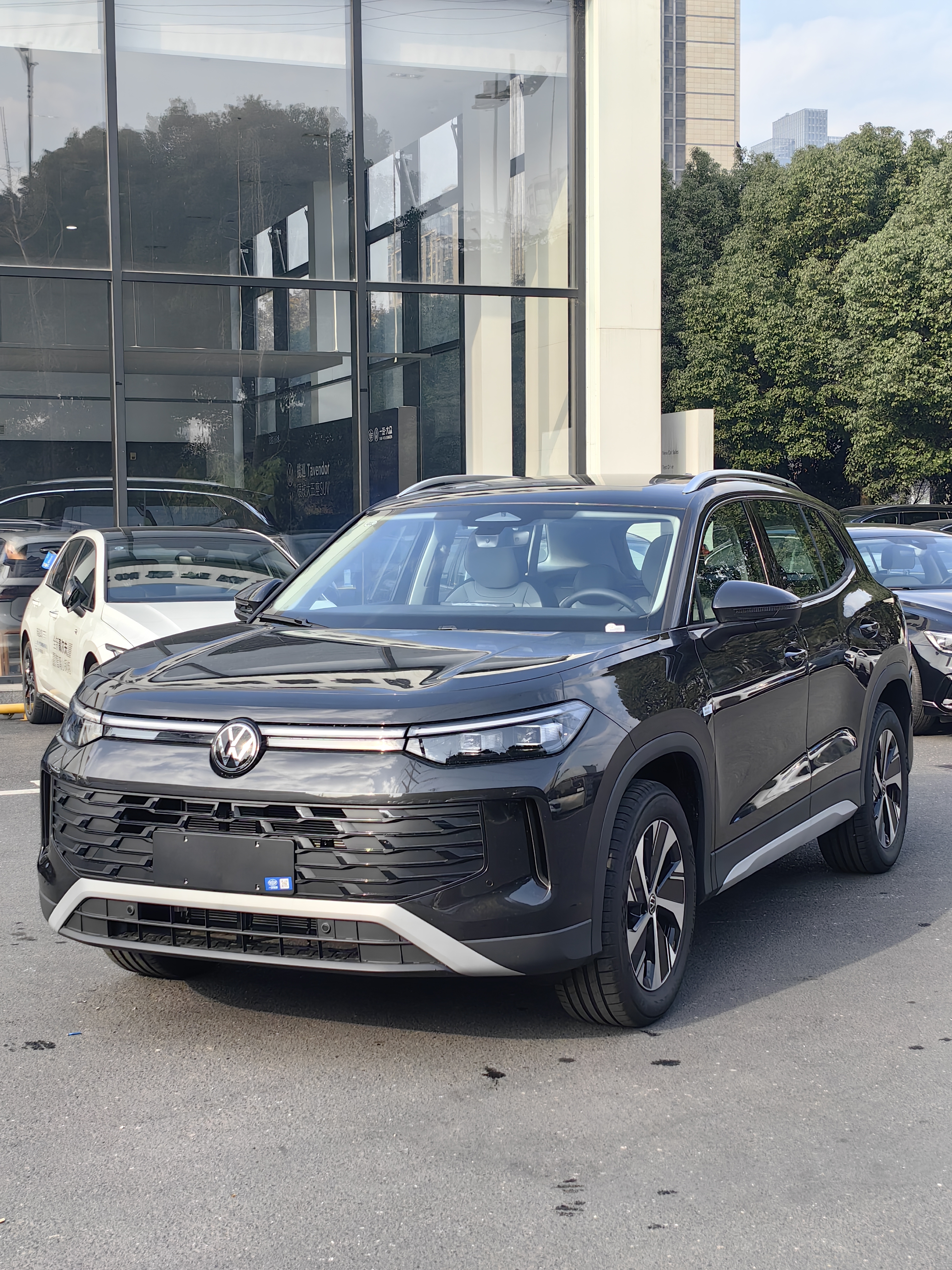 Volkswagen Volkswagen Tayron L 4