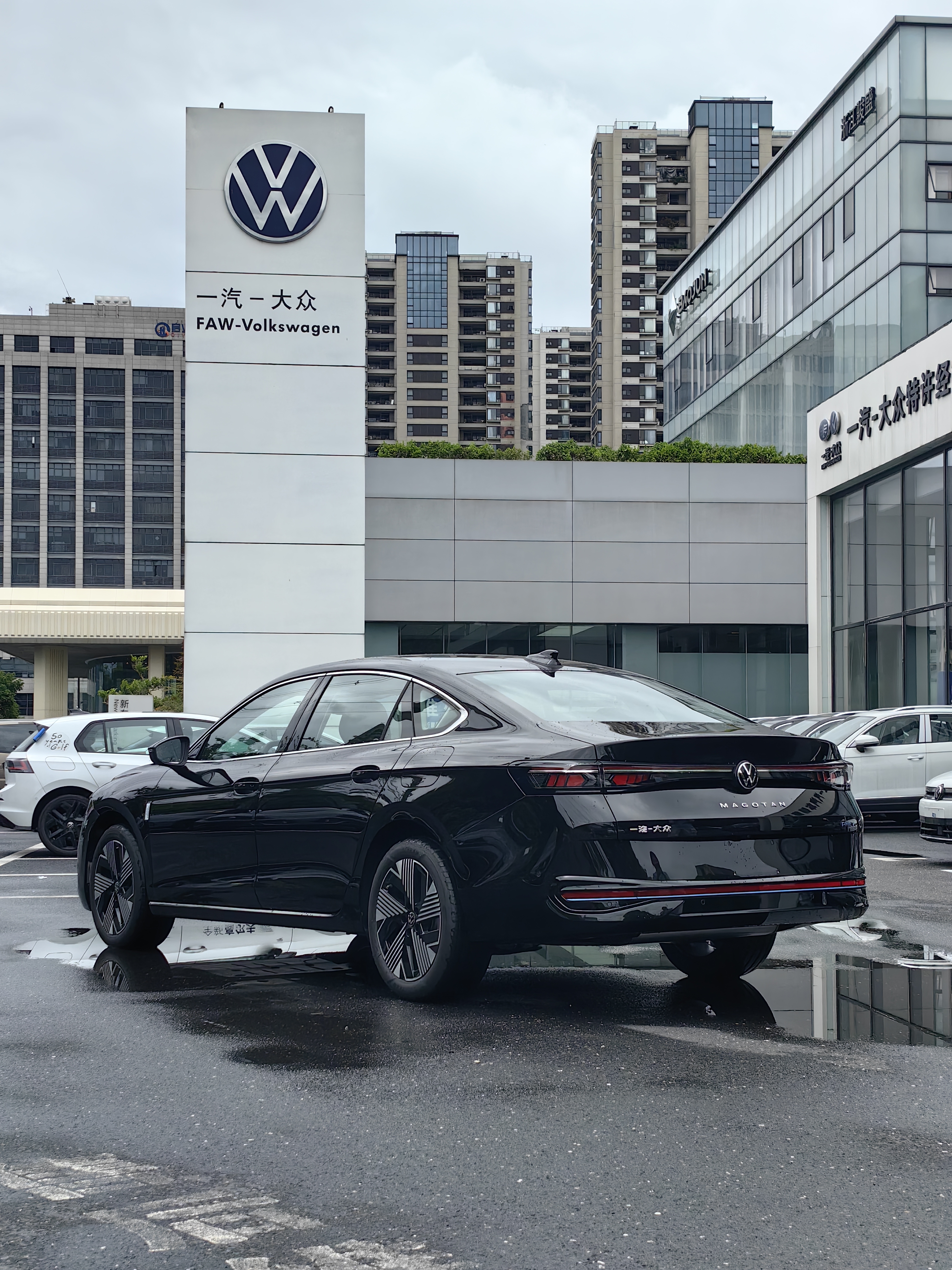 Volkswagen Volkswagen Tayron L PHEV 5