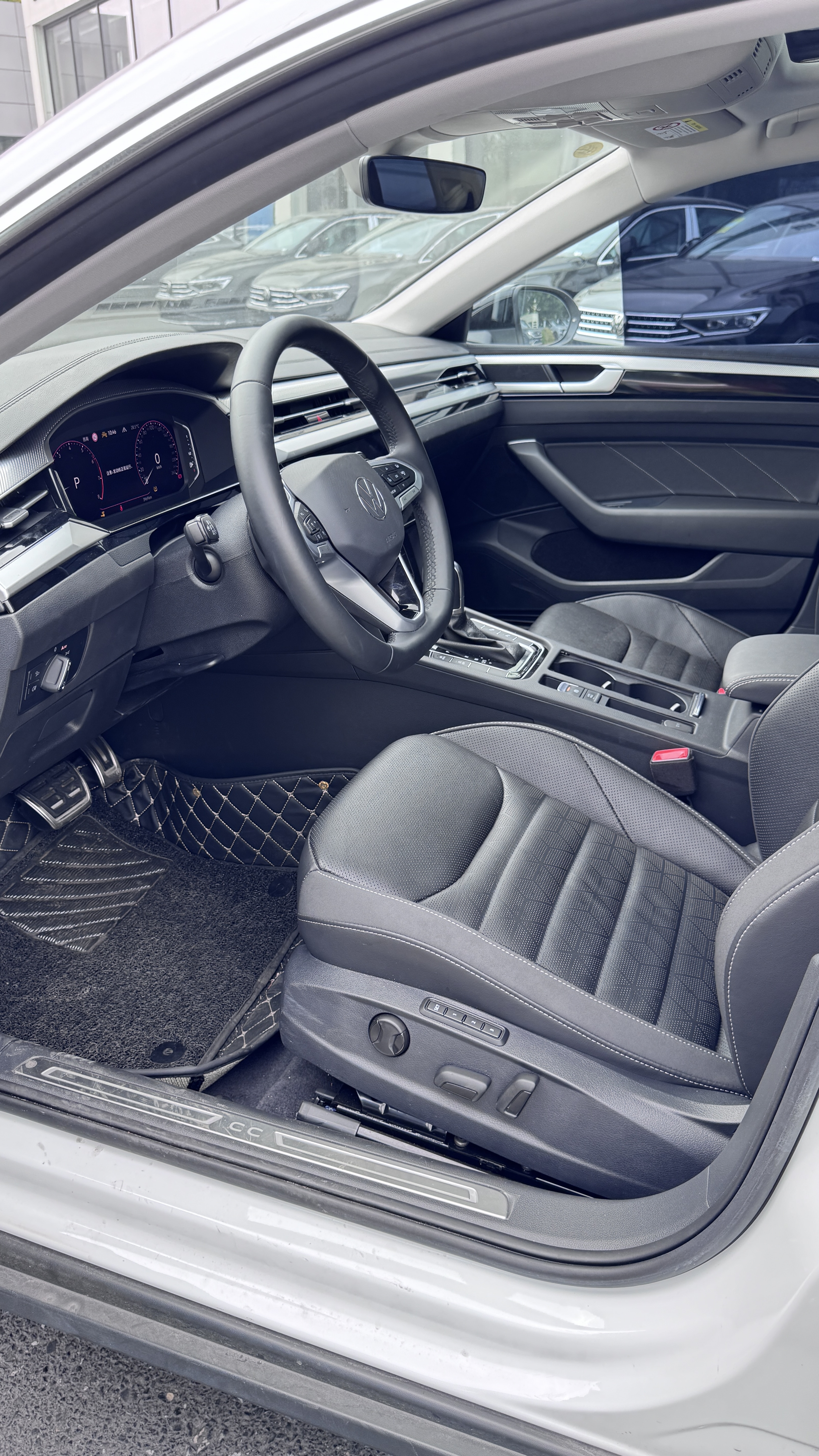 Volkswagen Volkswagen CC 4