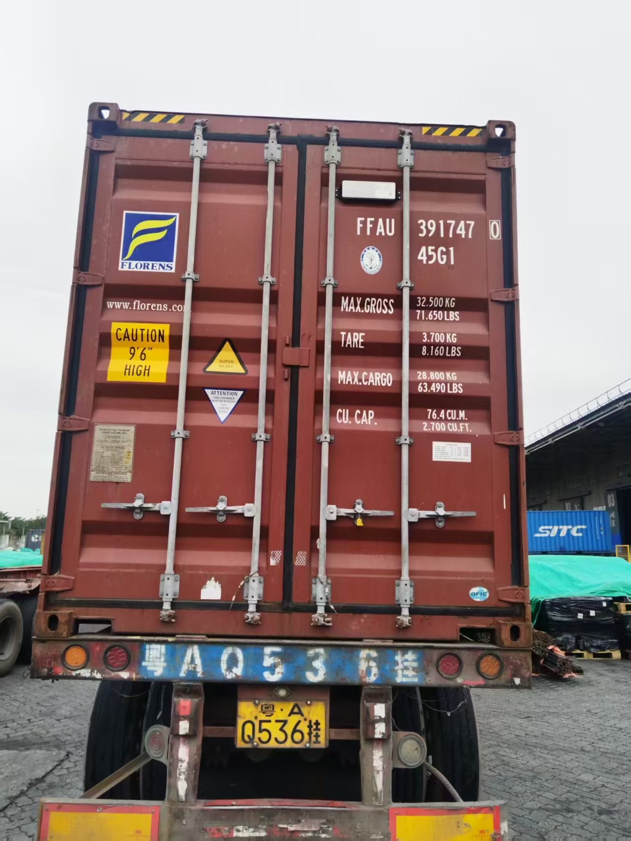 BMW & Kia vehicle loading and export operation 2